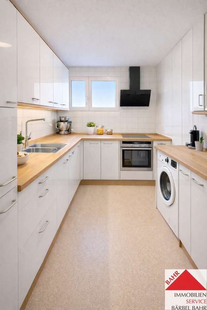 Immobilie in Ehningen - Großzügige Familienwohnung mit Weitblick über Ehningen - Bild 2