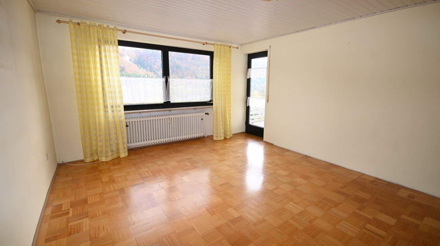 Immobilie in Dietfurt an der Altmühl - Viel Raum für Leben & Familie!  Großzügige 4-Zimmer-Wohnung in Töging, bei Dietfurt - Bild 3