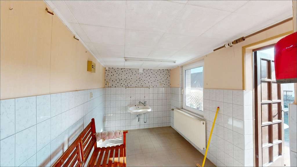 Immobilie in Elsteraue - PROVISIONSFREI: Schmuckes Einfamilienhaus mit Potential - Bild 3