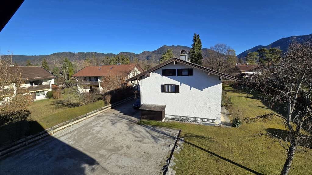 Immobilie in Kreuth - 2,5-Zimmer-Dachgeschosswohnung in Kreuth-Weißach - Bild 0