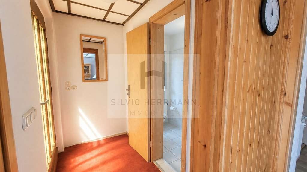 Immobilie in Schenkendöbern - Gepflegtes Ferienhaus am Pinnower See in ruhiger Lage - Bild 2