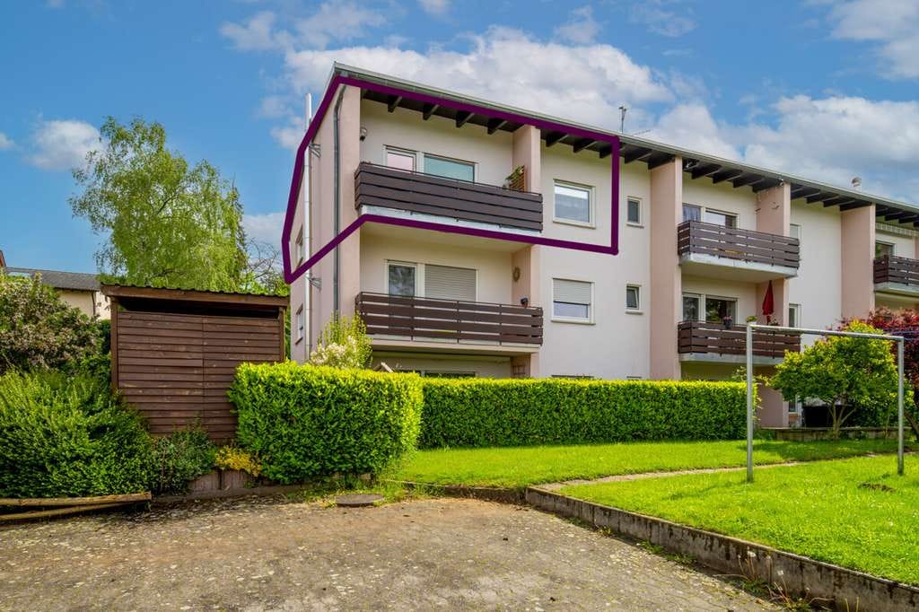 Immobilie in Ober-Ramstadt - 3 Zimmer ETW mit Balkon, Kaminofen und Weitblick 
Einziehen und Ausblick genießen - Bild 1
