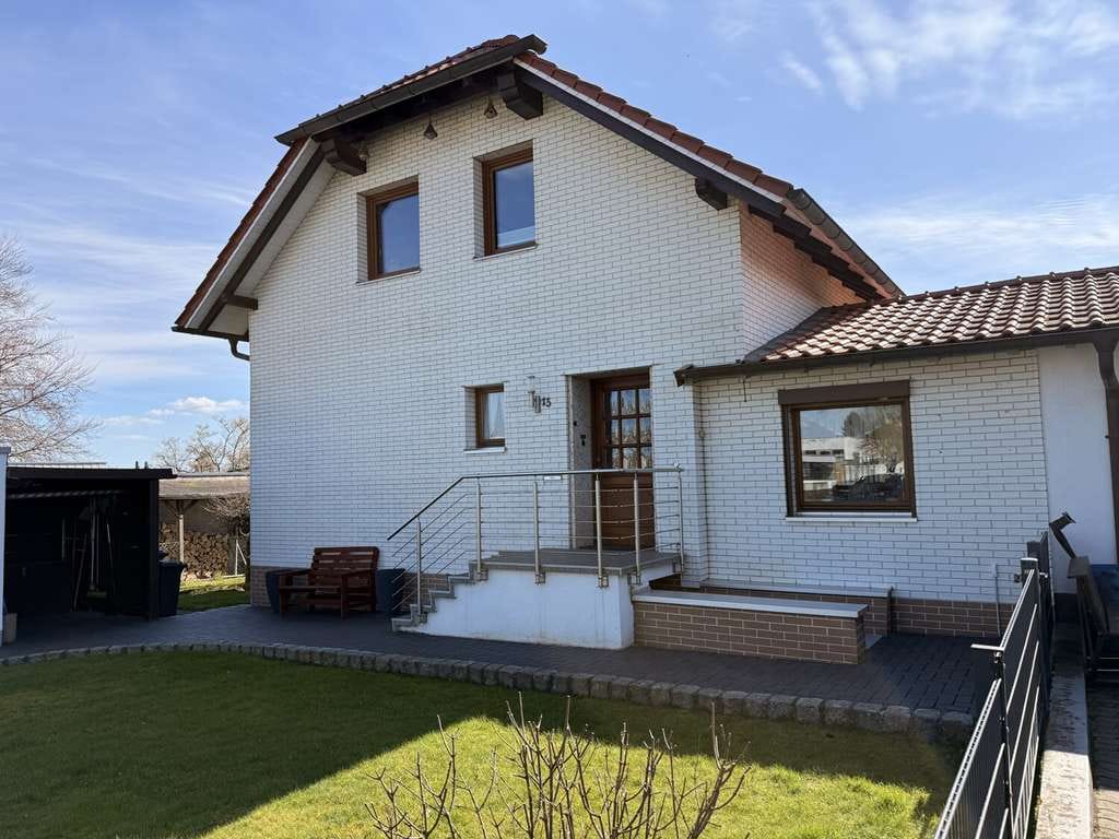 Immobilie in Moringen - Großzügiges Einfamilienhaus in ruhiger Wohnlage von Moringen - Bild 2
