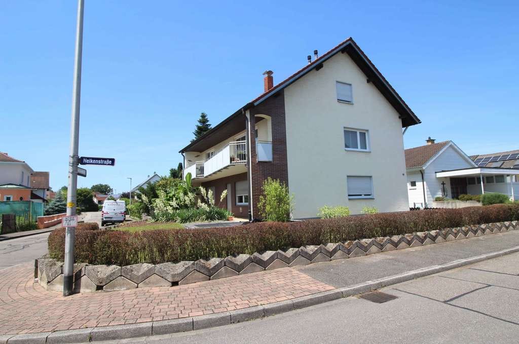 Immobilie in Renchen - Charmantes Zweifamilienhaus  in ruhiger Lage in Renchen - Bild 0