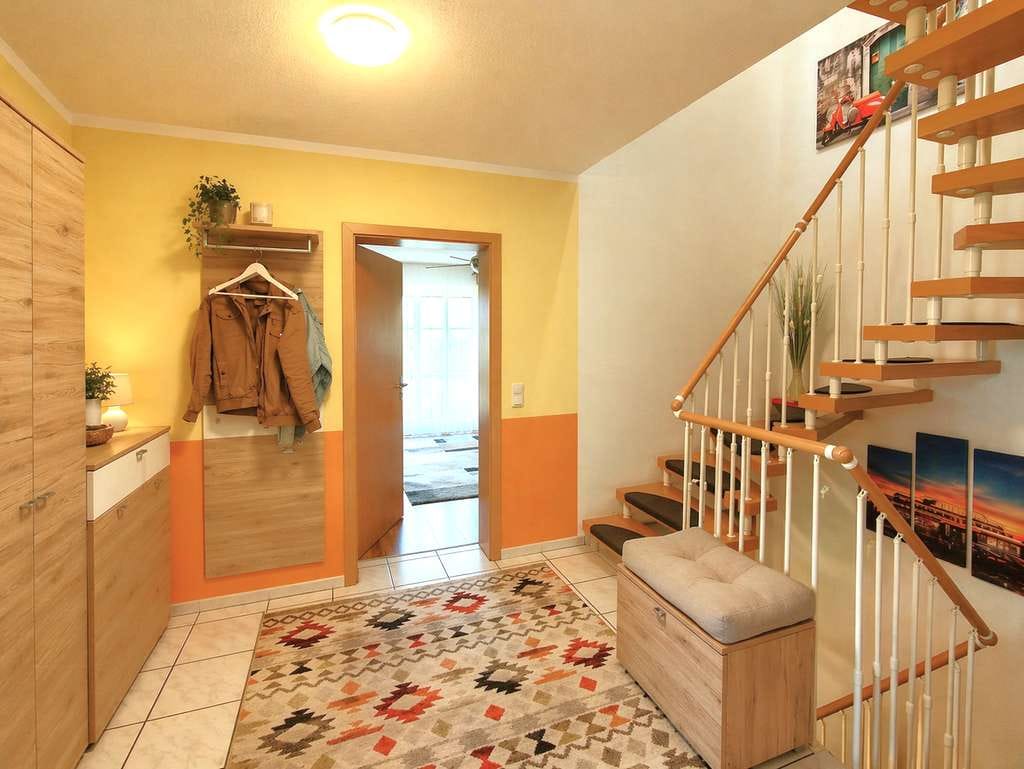 Immobilie in Mamming - Charmante Doppelhaushälfte mit Garten und Terrasse in Mamming - Bild 2