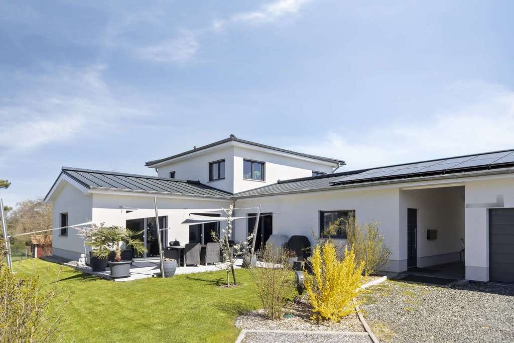 Immobilie in Ellern (Hunsrück) - Stilvolles Wohnen im Grünen – Hochwertiges, energieeffizientes Einfamilienhaus am Soonwald - Bild 4