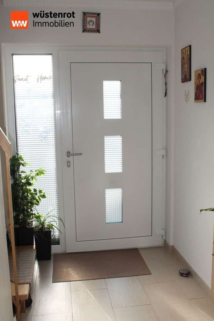 Immobilie in Schwörstadt - EIN SELTENES SCHMUCKSTÜCK! 4-Zimmer-Einfamilienhaus in Niedrigenergiebauweise in Dossenbach - Bild 3