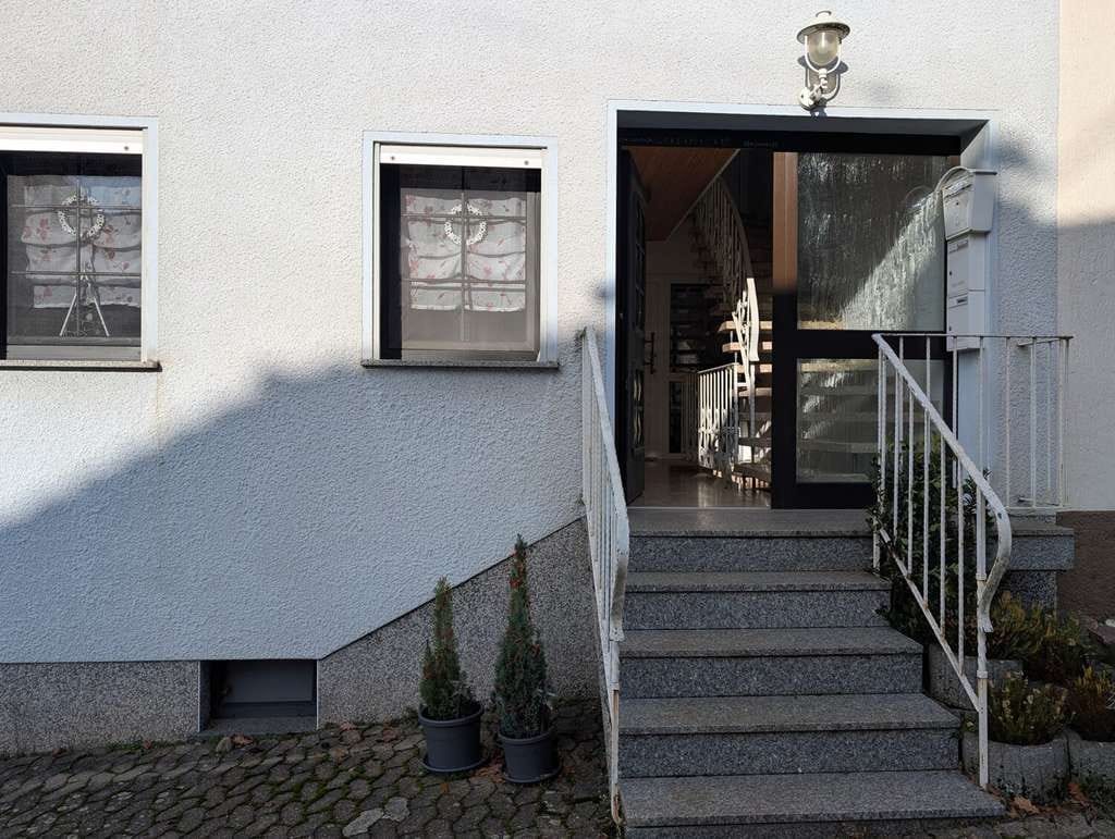 Immobilie in Püttlingen - 3-Familienhaus mit Potenzial – attraktive Kapitalanlage in Köllerbach - Bild 2