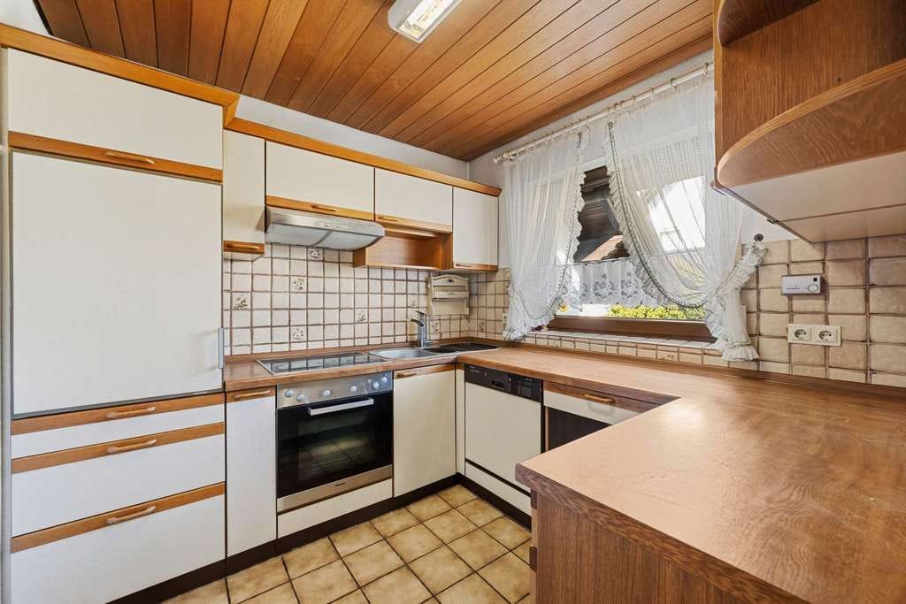 Immobilie in Seewald - Charmantes Reihenendhaus in Seewald mit sonnigem Balkon & Terrasse – ruhige Lage an der Erzgrube - Bild 4
