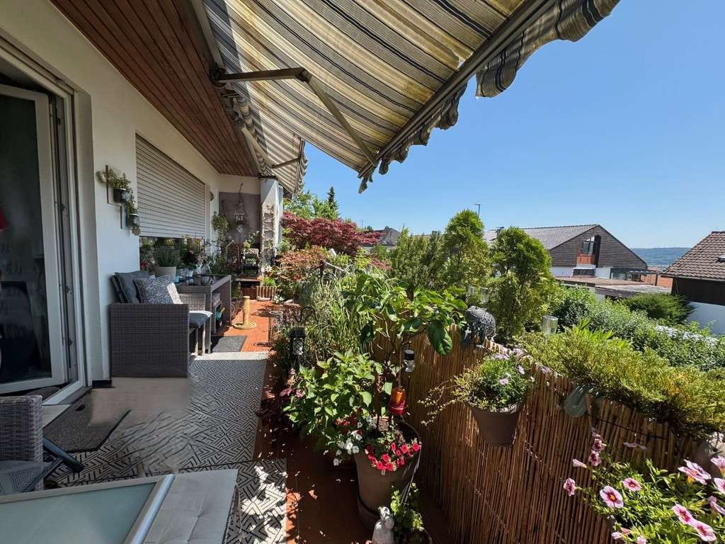Immobilie in Remshalden - **3,5 Zimmer Etagenwohnung mit Weitblick** - Bild 1