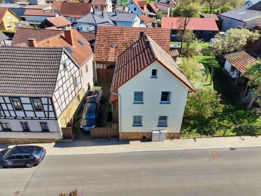 Immobilie in Münnerstadt - Raum für Ideen – EFH mit großer Scheune und Ausbaupotenzial - Bild 1