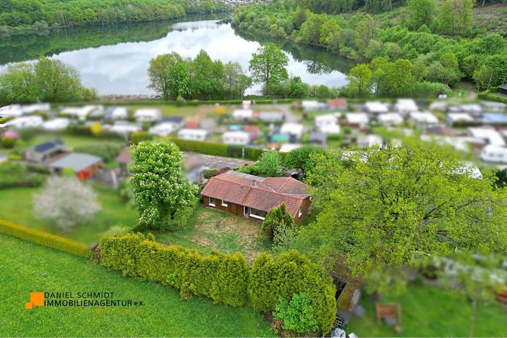 Immobilie in Marienheide - Ferienhausprojekt in außergewöhnlicher Lage an der Lingesetalsperre - Bild 0