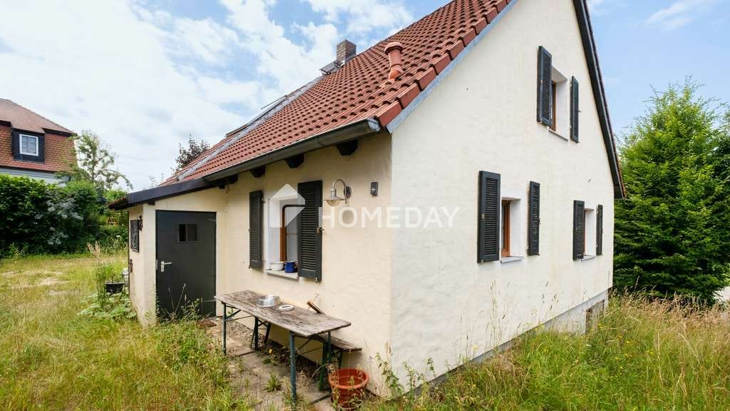 Immobilie in Rudelzhausen - Renoviertes Einfamilienhaus mit Garten, Terrasse & ländlichem Flair auf 899 m² Grundstück - Bild 4