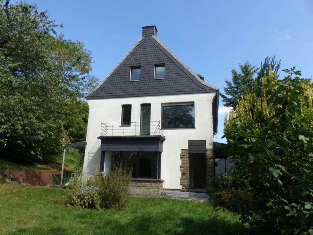 Immobilie in Fröndenberg/Ruhr - Idylle mit Fernsicht: 3 Generationenhaus in Fröndenberg - Bild 0