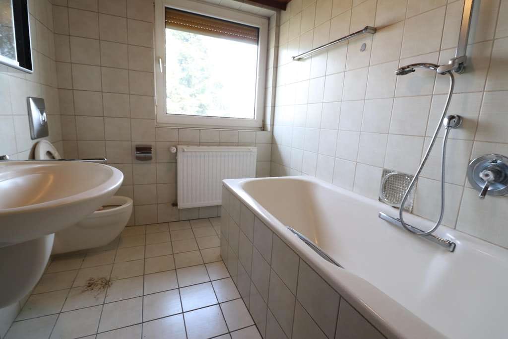 Immobilie in Naila - Drei Wohnungen. Viele Möglichkeiten. - Bild 4