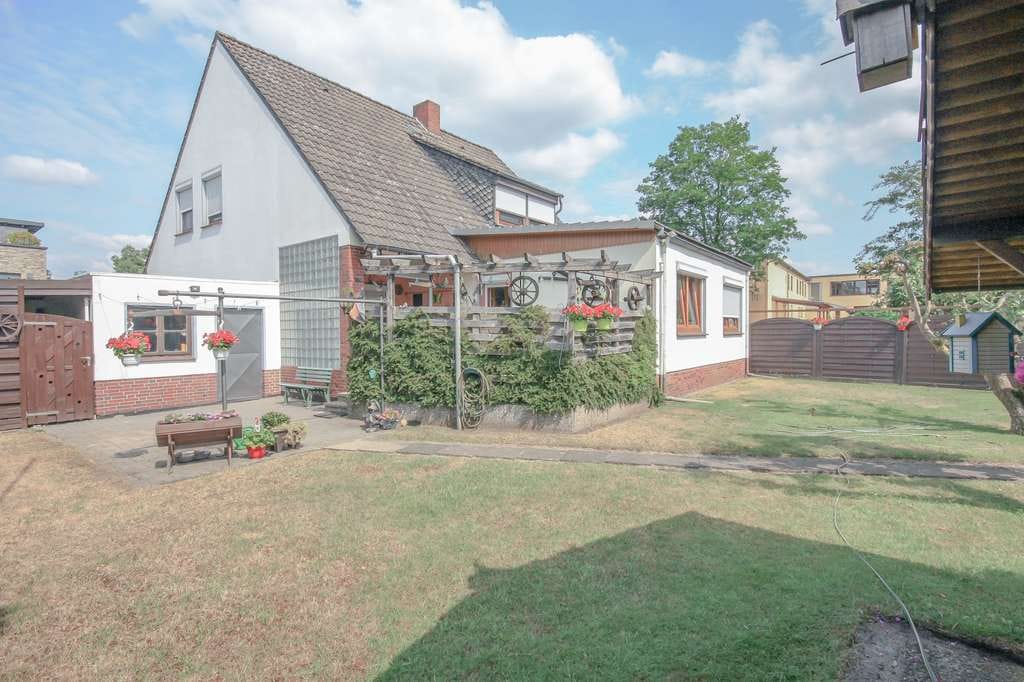 Immobilie in Lilienthal - Lilienthal - Einfamilienhaus mit Einliegerwohnung in Lilienthal-Mitte - Bild 3