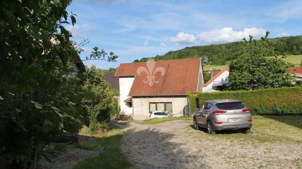 Immobilie in Mandelbachtal - Besonderes Zweifamilienhaus mit Charakter und Entwicklungspotenzial - Bild 1