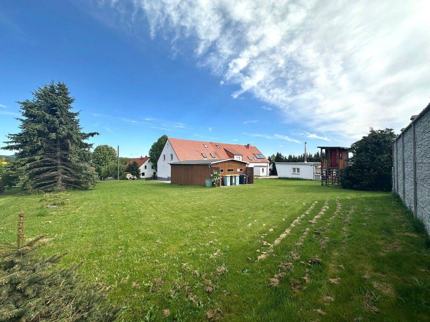 Immobilie in Lawalde - Zwei-Generationen-Wohnen plus Ferienwohnung - ZFH in Lawalde - Bild 3