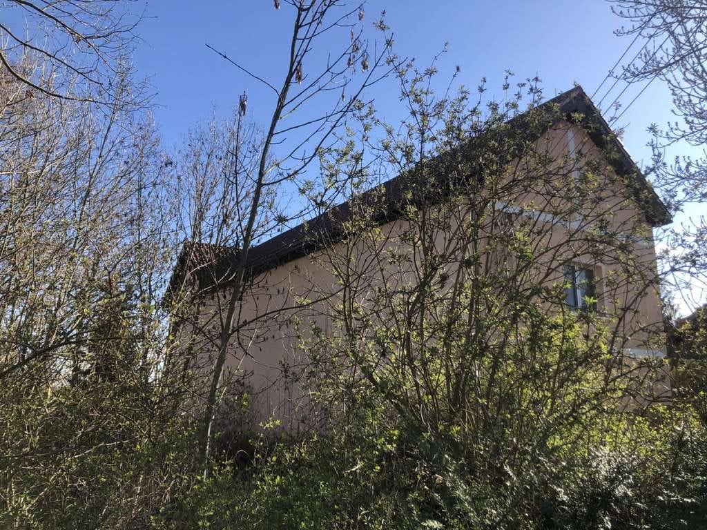 Immobilie in Zwenkau - Drei Stadthäuser inkl. Garten Garagen Stellplatz Kamin für Eigennutzer oder Kapitalanleger - Bild 2