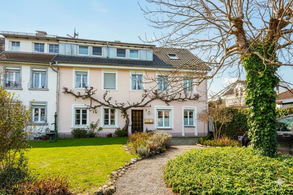 Immobilie in Öhningen - Ein Haus - drei Wohnungen - Vielfältige Nutzungsmöglichkeiten in Seenähe - Bild 1