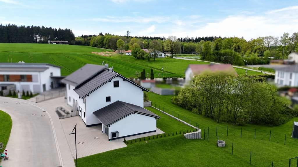Immobilie in Egglkofen - Moderne Doppelhaushälfte in grüner Idylle – Ihr Rückzugsort mit Stil - Bild 4