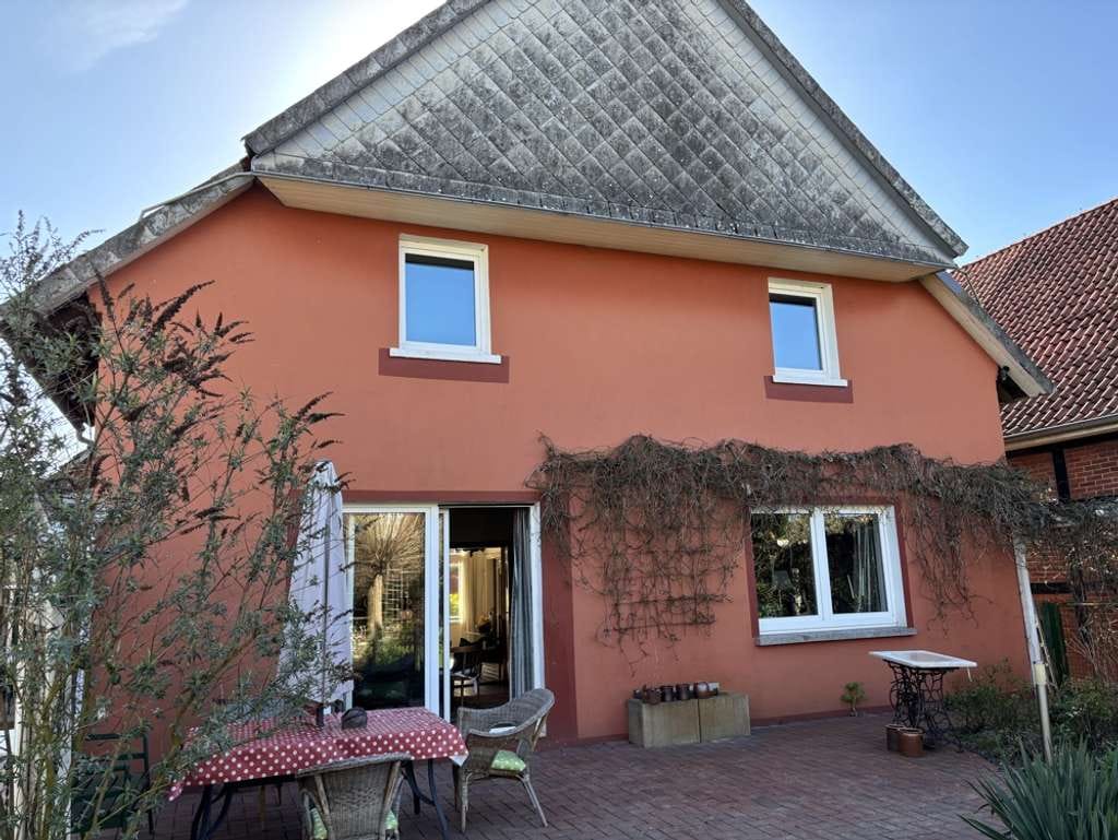 Immobilie in Lauenhagen - Für LIEBHABER, die langlebige Altbauqualität zu schätzen wissen ..... - Bild 2