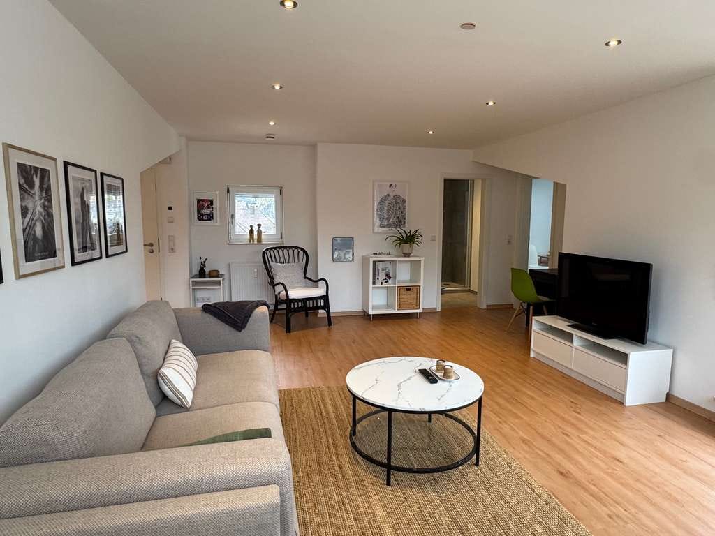 Immobilie in Hornberg - Perfekt eingerichtete Ferien-Penthousewohnung mit einzigartiger Sicht! - Bild 2