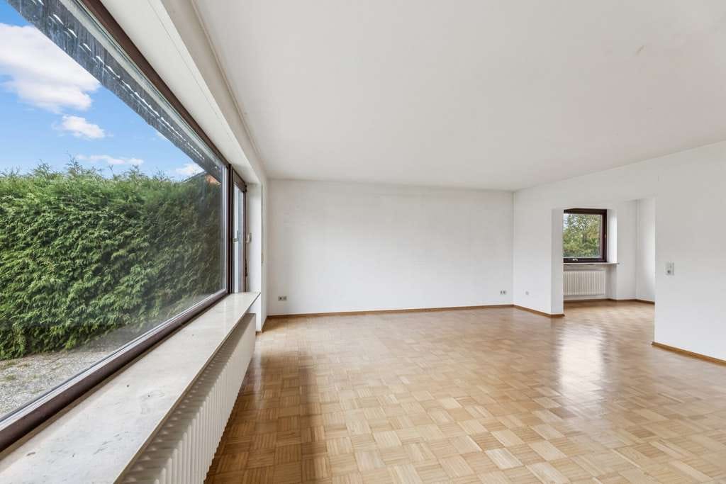 Immobilie in Creußen - Zweifamilienhaus in beliebter Wohnlage in Creußen - Bild 2