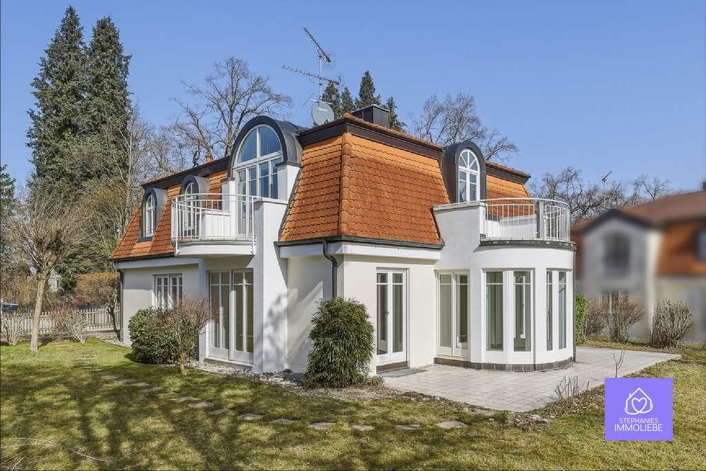 Immobilie in Bernried am Starnberger See - Charmantes, freistehendes Einfamilienhaus in ruhiger, zentraler Lage und idyllischem Garten - Bild 1