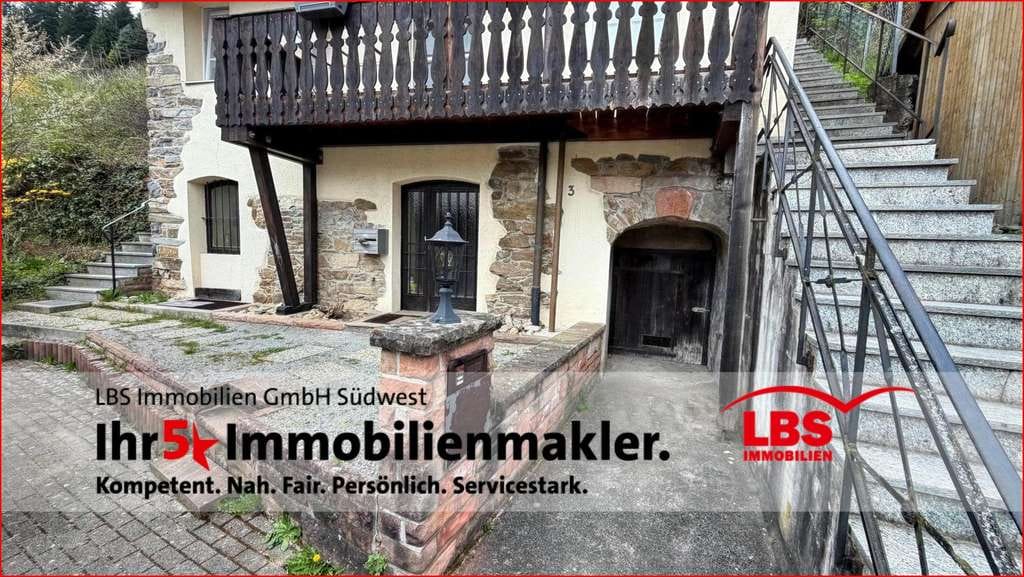Immobilie in Haslach im Kinzigtal - Mehrfamilienhaus mit historischem Charakter und Bergwerkkeller - Bild 2