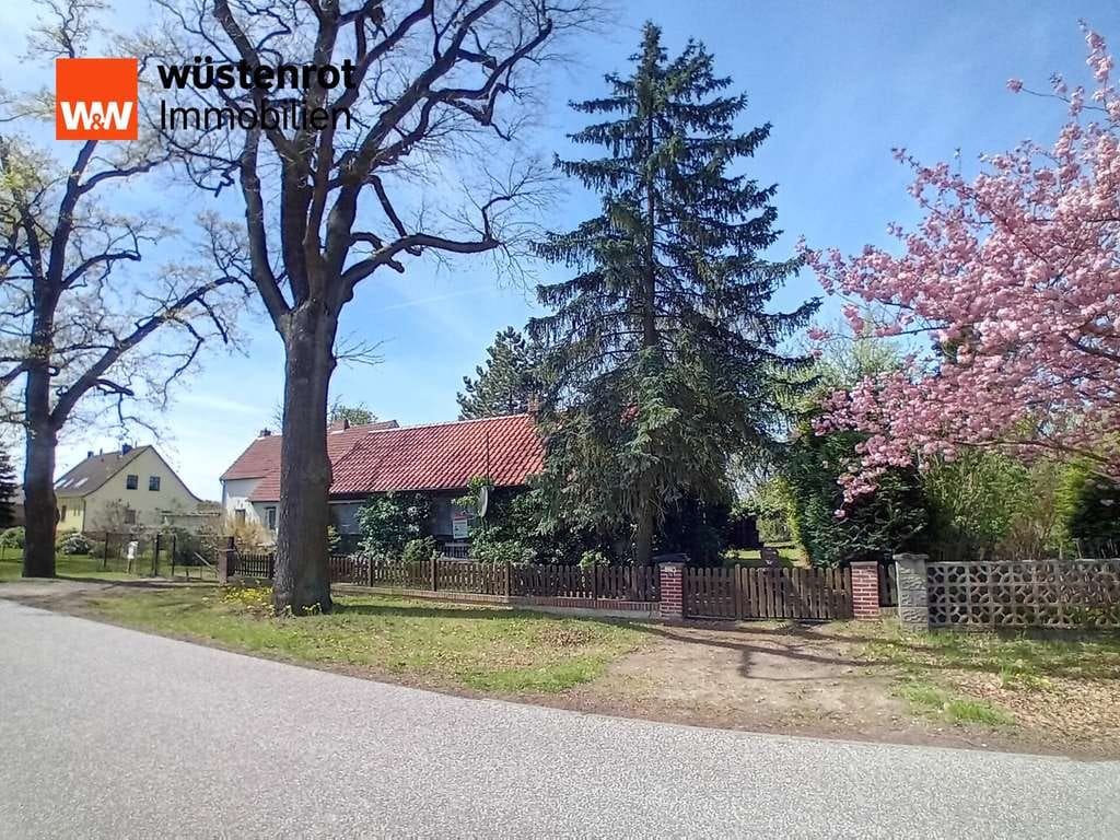 Immobilie in Ragow-Merz - Gemütlicher Bungalow mit Erweiterungspotenzial bei Beeskow zu verkaufen. Schauen Sie vorbei... - Bild 0
