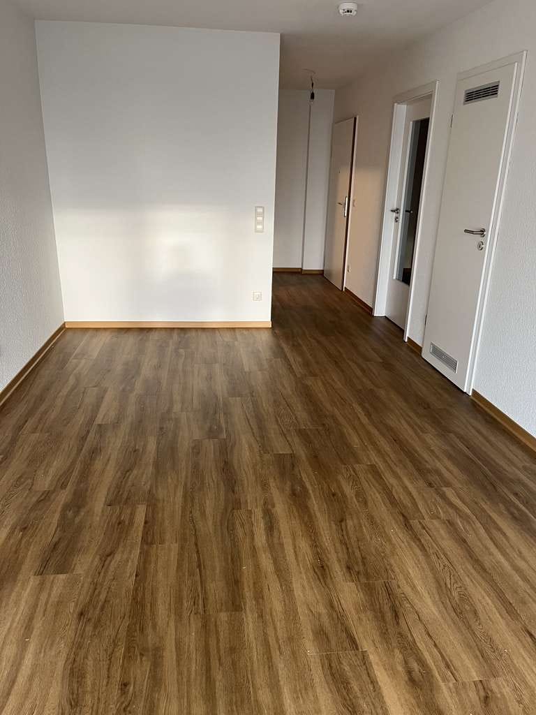 Immobilie in Durmersheim - Schöne, helle 2-Zimmerwohnung mit kl. Wintergarten in Durmersheim - Bild 2