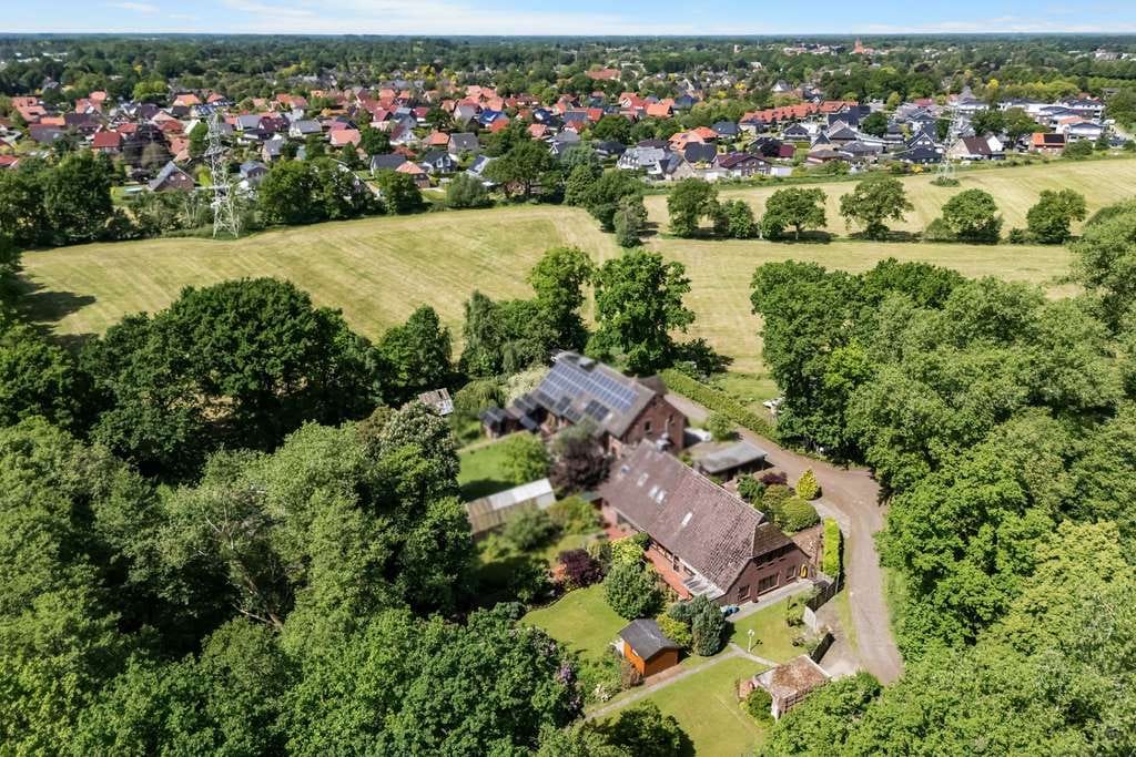 Immobilie in Westerstede - Provisionsfrei für Käufer: Natur pur & viel Platz für Deine Ideen! - Bild 0