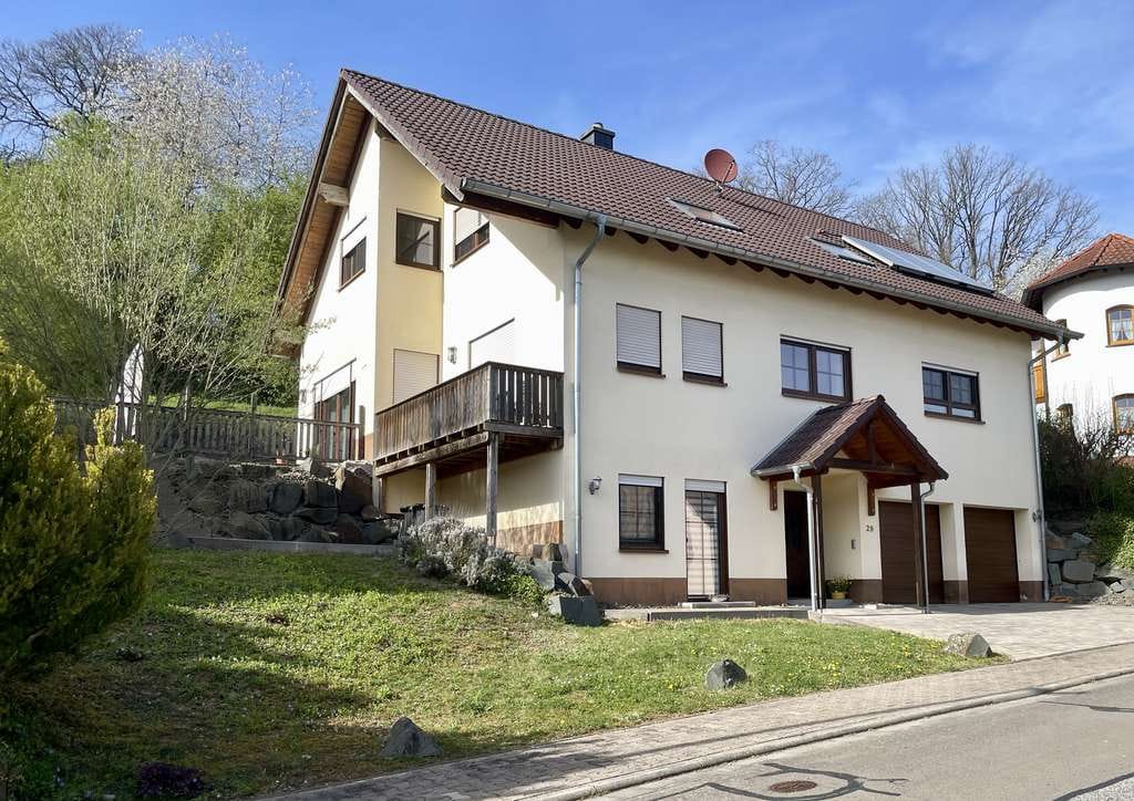 Immobilie in Glan-Münchweiler - Gepflegtes Einfamilienhaus in schöner Wohngegend in Glan-Münchweiler - Bild 0