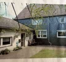 Immobilie in Hückeswagen - Ländlich Zwei Haushälfte Altbau mit große Garage  - Bild 3