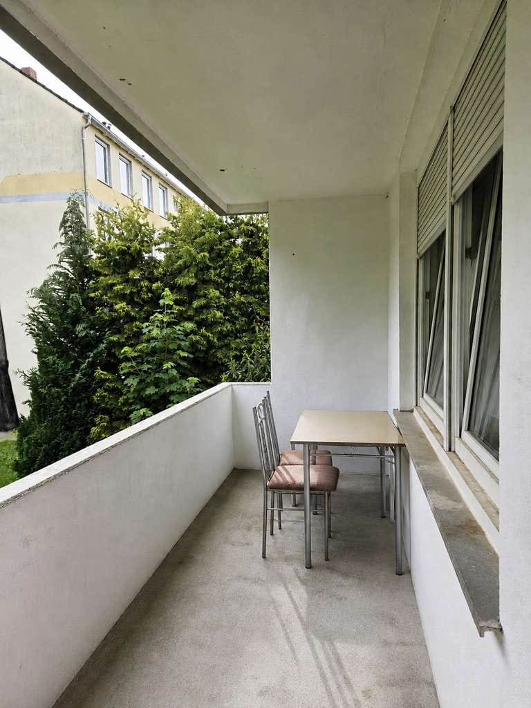 Immobilie in Detmold - Detmold: Gepflegte 4-Zimmer-Wohnung mit Balkon als solide Kapitalanlage - Bild 2
