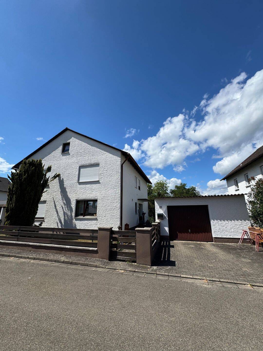 Immobilie in Heideck -  Großes, gepflegtes Ein- bis Zweifamilienhaus in Heideck mit 3 Garagen - Bild 4