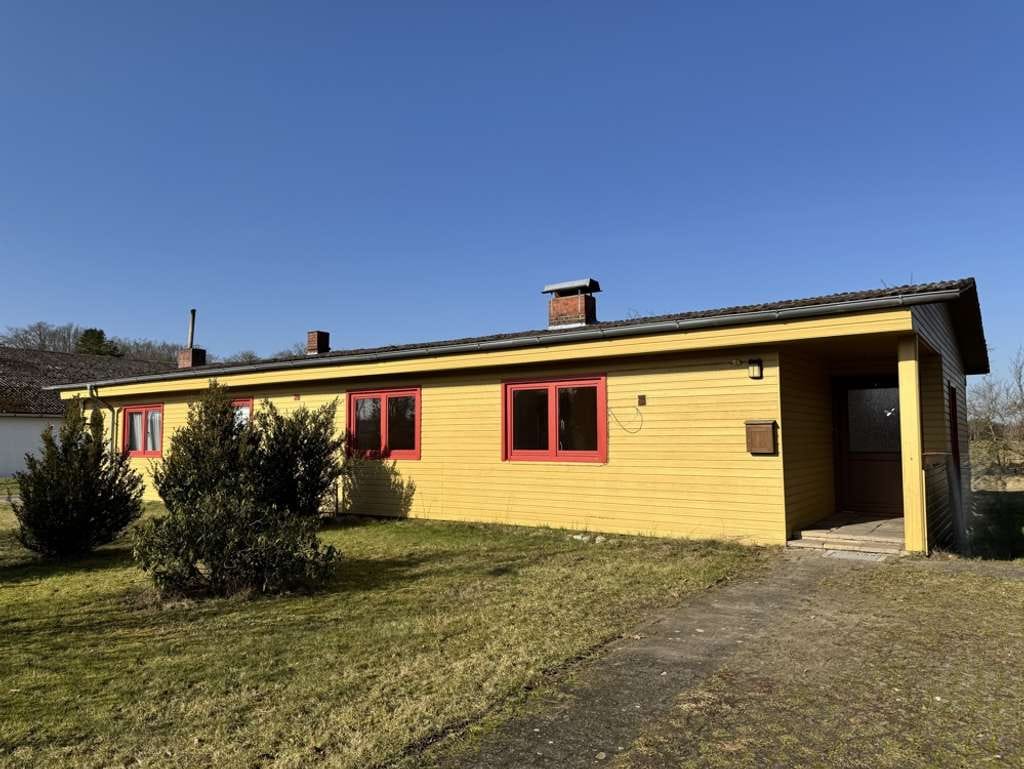 Immobilie in Dahlenburg - Zweifamilienhaus auf großem Grundstück in Dahlenburg-Lemgrabe! - Bild 1