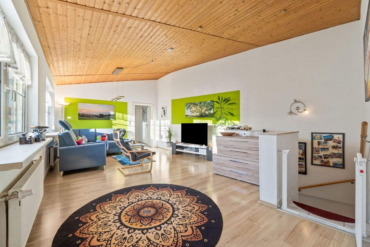 Immobilie in Rheinbach - Zwei auf einen Streich! Zwei modernisierte Einfamilienhäuser mit Garten und Garage in Merzbach - Bild 3