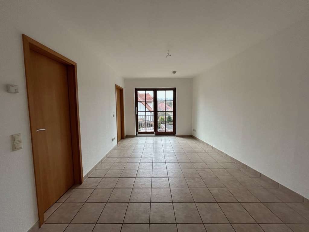 Immobilie in Dippoldiswalde - TOP BEZUGSFREI! Charmante, helle 2-Zimmer-Wohnung mit Balkon in Dippoldiswalde zu verkaufen! - Bild 1