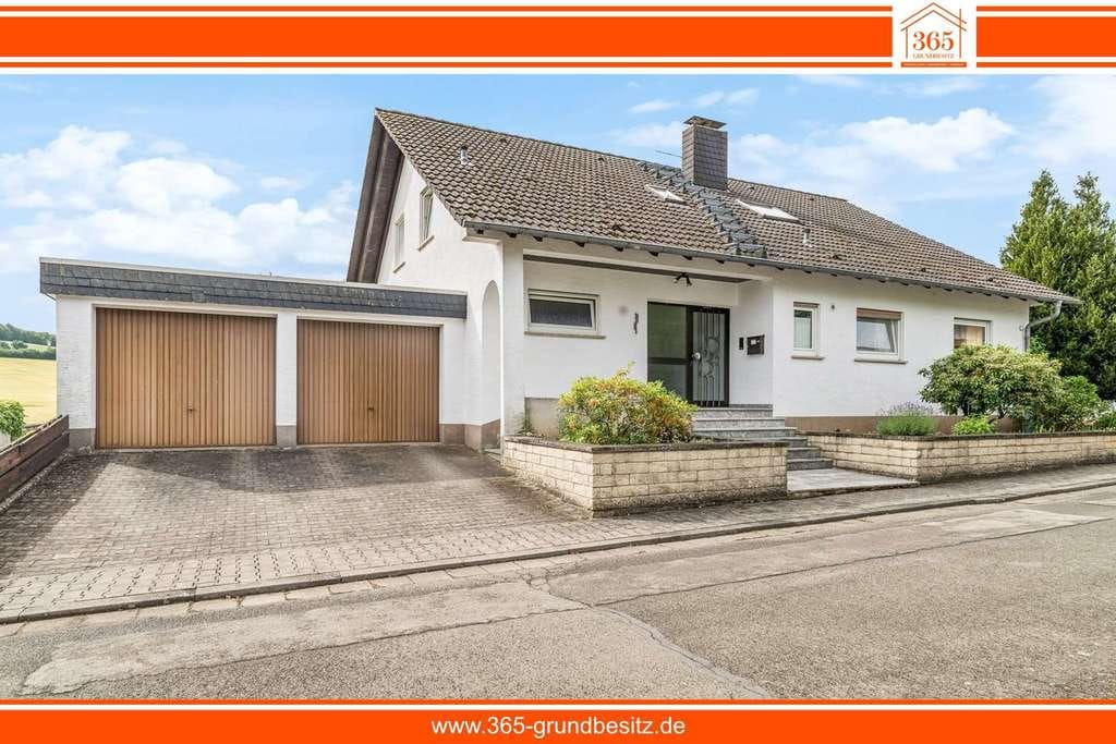 Immobilie in Neunkirchen am Potzberg - Idyllisches Einfamilienhaus mit erholsamen Fernblick - Bild 0