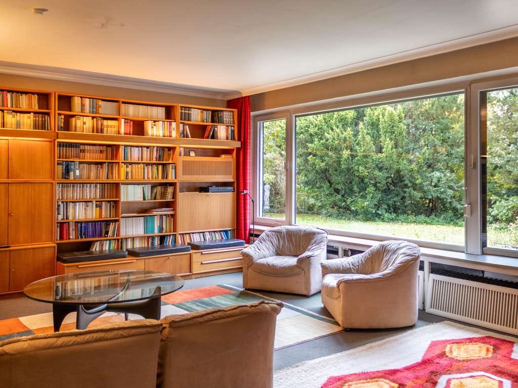 Immobilie in Bad Segeberg - Zeitlose 70er-Jahre-Architektur in Top Lage – Viel Platz für Ihre Ideen! - Bild 4