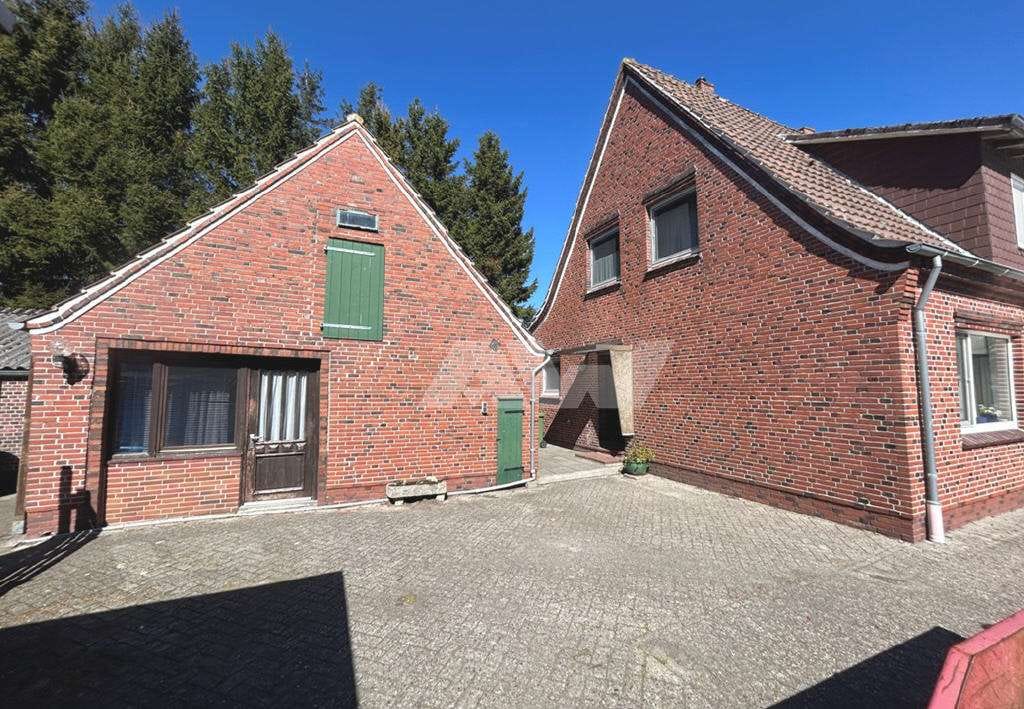 Immobilie in Großheide - Wohnhaus mit Nebengebäuden in Großheide - Bild 4