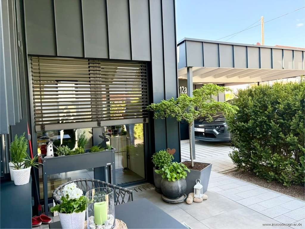 Immobilie in Inchenhofen - Modernes Architektenhaus
 ( BJ 2018 ) - mit energieeffizientem Konzept und Poolanlage. - Bild 1