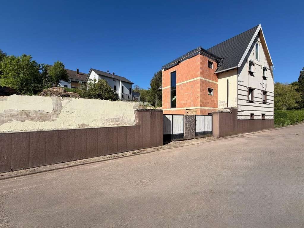 Immobilie in Schweigen-Rechtenbach - Mehrfamilienhaus – Ferienhaus – Förderzusage 188.000 EUR – Ferienregion Deutsches Weintor. - Bild 1