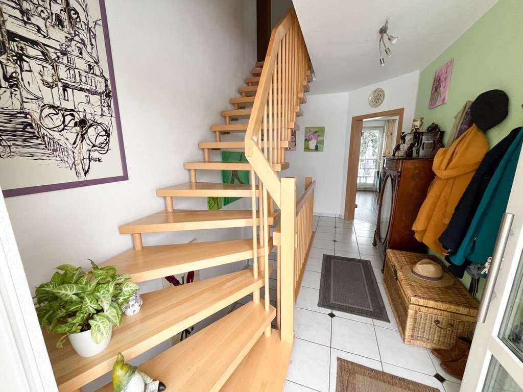 Immobilie in Zweiflingen - Ruhige Lage -Familienfreundliches Einfamilienhaus mit Garten - Bild 3