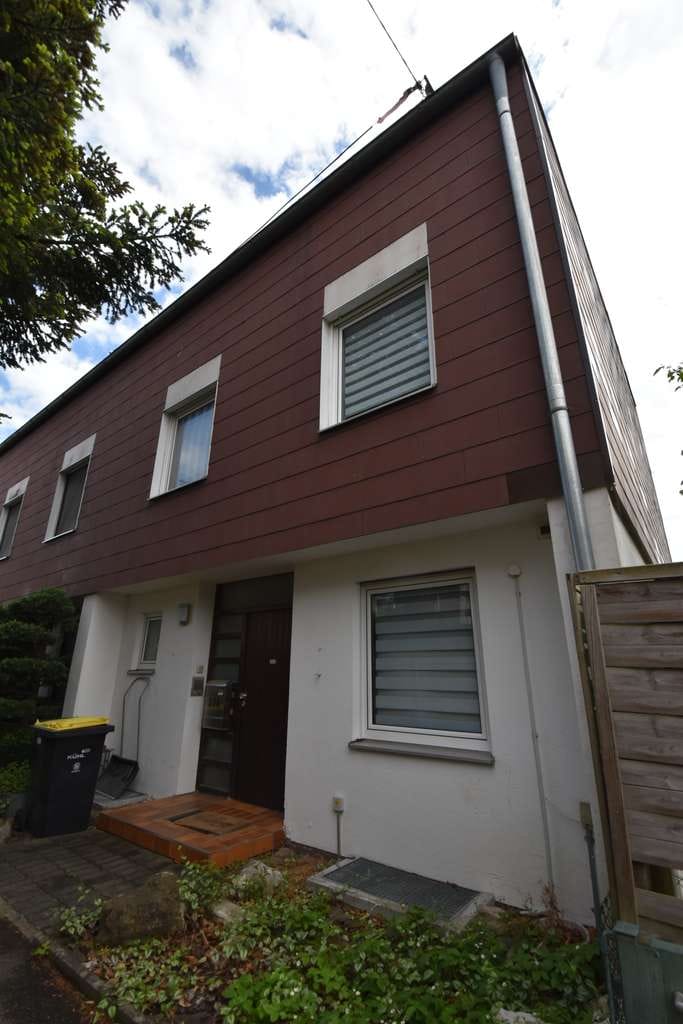Immobilie in Königsbrunn - Reiheneckhaus - ein Raumwunder mit 4 Schlafzimmern in Königsbrunn - Bild 1