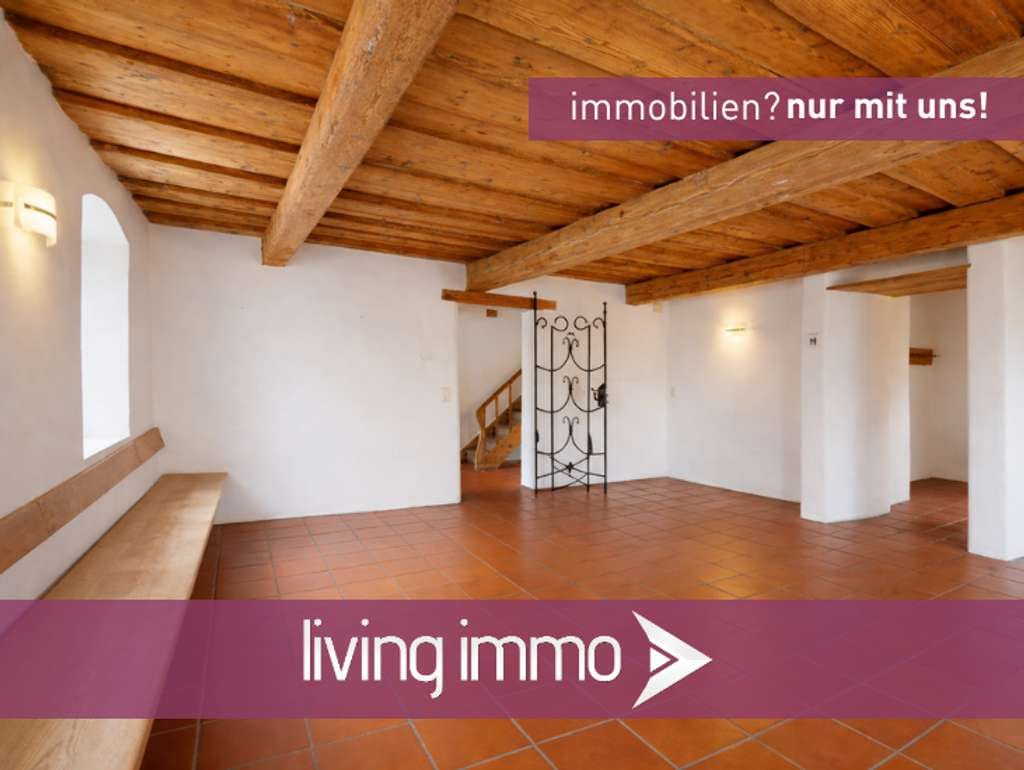 Immobilie in Fürstenstein - Entwicklungspotenzial mit Charme auf 1.435m² Grund + PV-Anlage und neuer Heizung - Bild 0