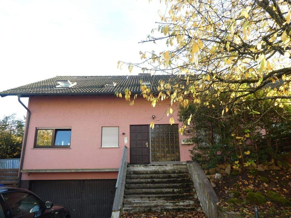 Immobilie in Mörlenbach - Teilsaniertes 2-Familienhaus in Groß Breitenbach - Ideal für Mehrgenerationen! - Bild 0