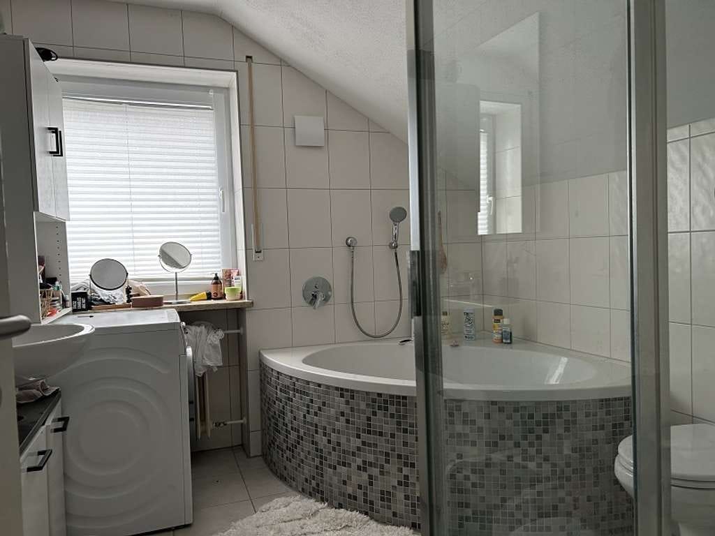 Immobilie in Schwabmünchen - 1 ZKB Dachwohnung mit großem Südbalkon - 2015 modernisiert - Bild 0